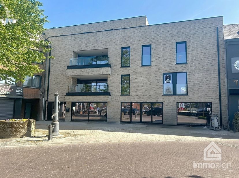 Appartement te koop
                    in 3930 Hamont