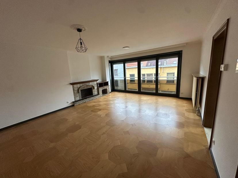 Appartement à louer
                    à 9000 Gent