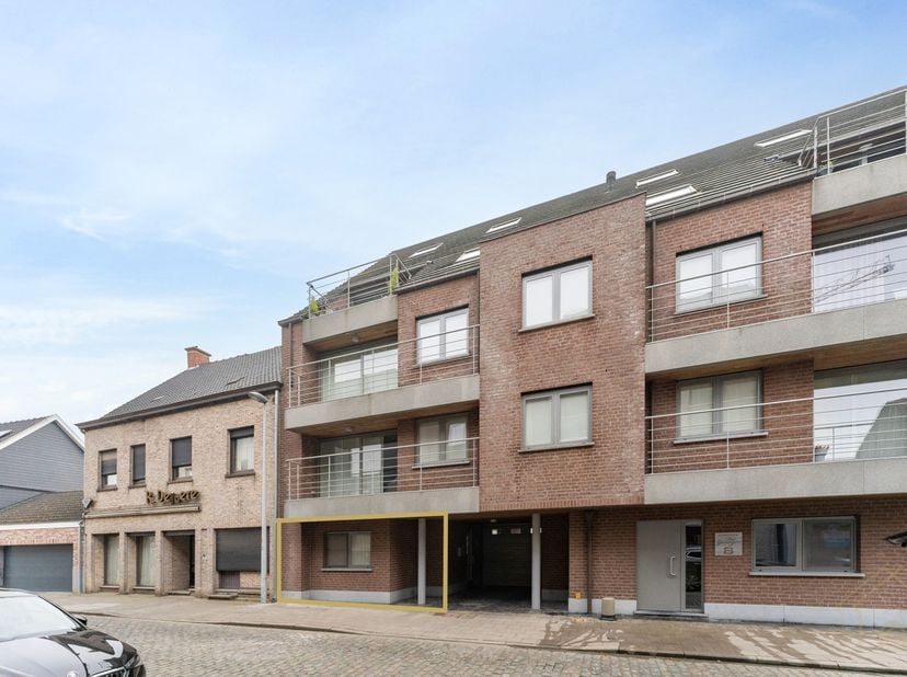 Appartement à vendre
                    à 8840 Oostnieuwkerke