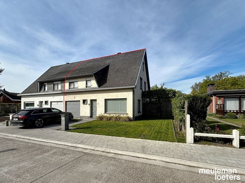 Maison à louer
                    à 8200 Sint-Andries