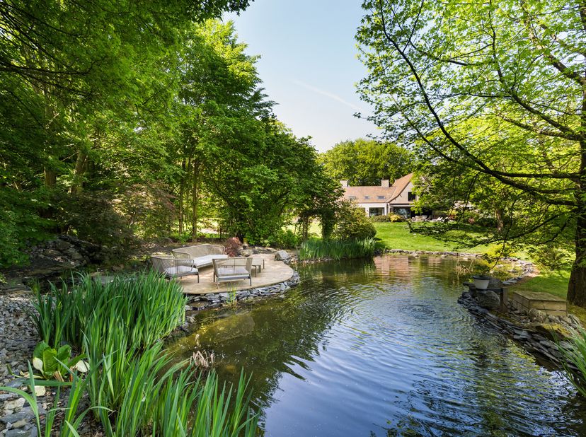 OPHAIN-BOIS-SEIGNEUR-ISAAC - Bois de Mai, Schitterend EXCEPTIONEEL EIGENDOM (4SLPK/4BADK/2BUR/ZWEMBAD) met ± 500 m² woonoppervlak, volledig gerenoveer
