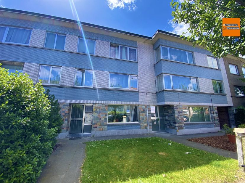 Appartement lumineux avec 2 chambres, terrasse et garage au centre de Zaventem&lt;br /&gt;
Cet appartement charmant est situé au deuxième étage, à distance