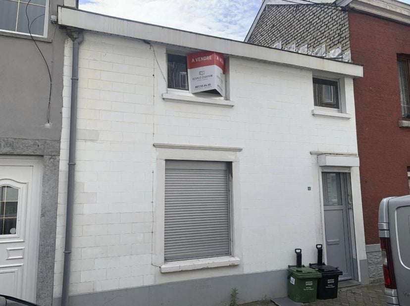 Prix souhaité : 90 000 € -  &lt;br /&gt;
 &lt;br /&gt;
JOLIE PETITE MAISON AVEC JARDINET AU CUR DE VERVIERS -  &lt;br /&gt;
 &lt;br /&gt;
Maison d&#039;habitation, avec jardinet,