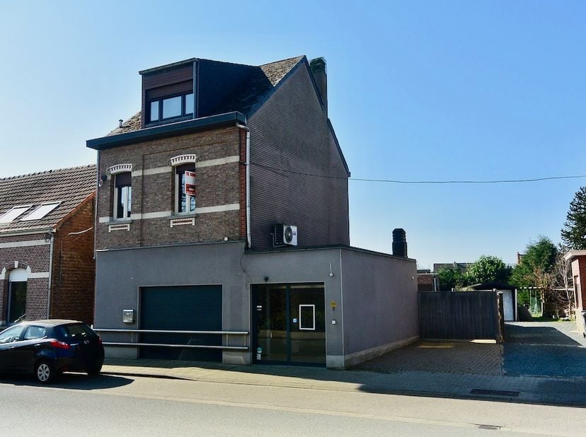Maison à vendre
                    à 2560 Bevel