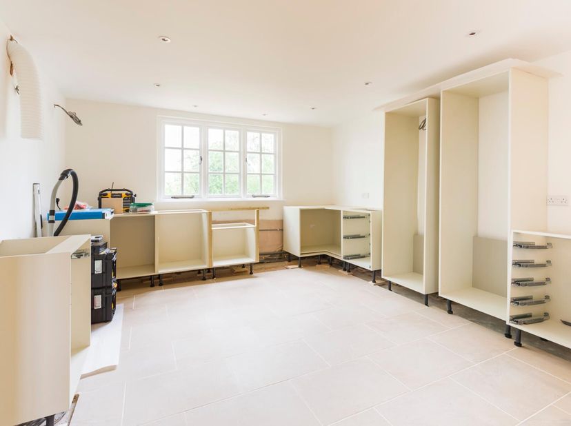 EN OPTION:&lt;br /&gt;
BRUXELLES (Gare du Midi) : Immeuble commercial - bureau à rénover  (#2X+3_GUAP_BRU)&lt;br /&gt;
 Superficie totale : +/- 1.033m² (dont 159m