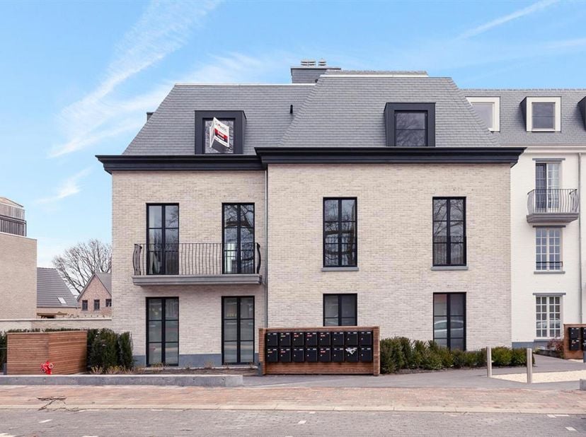 Garage à vendre
                    à 2350 Vosselaar