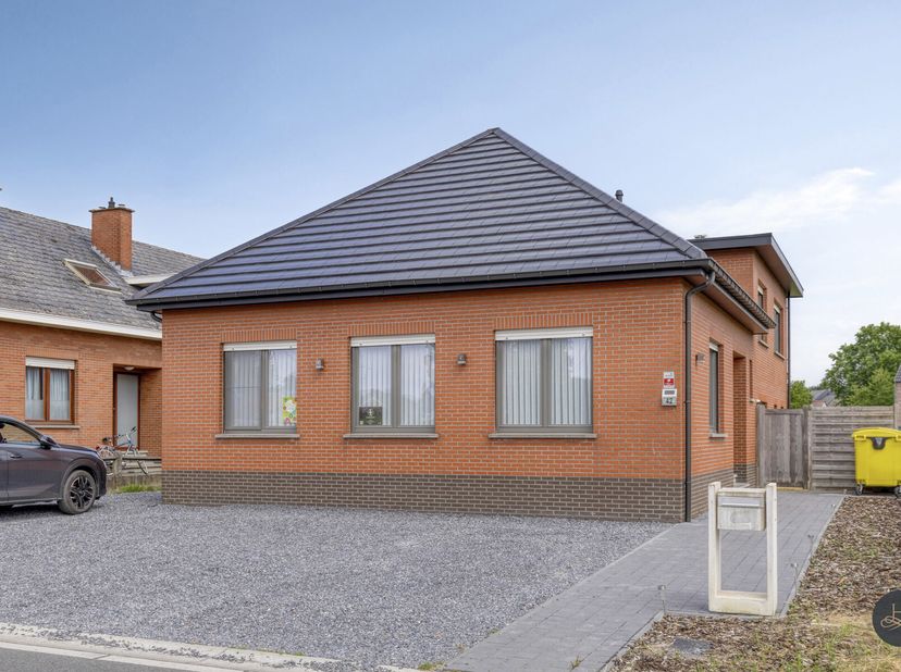 Voor meer info van deze woning of een gratis waardebepaling van je eigen woning: jordi.broes@homixx.be of 016/199.340 .&lt;br /&gt;
Op een strategische loca