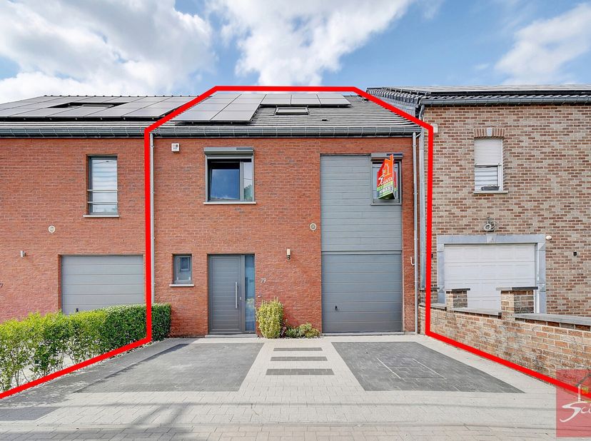 VISITE VIRTUELLE https://my.matterport.com/show/?m=ssyr8YYUPY5 -  Venez découvrir cette splendide maison d&#039;habitation construite en 2018 dotée d&#039;une e