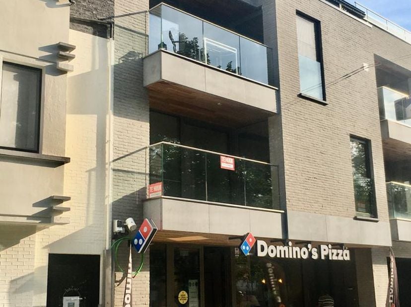 UNIEK LUXE-APPARTEMENT MARKTPLEIN - ZEER LAAG ENERGIE-VERBRUIK&lt;br /&gt;
Beschikbaar 01/09/2025. Inclusief ondergrondse autoparkeerplaats.&lt;br /&gt;
Topliggin