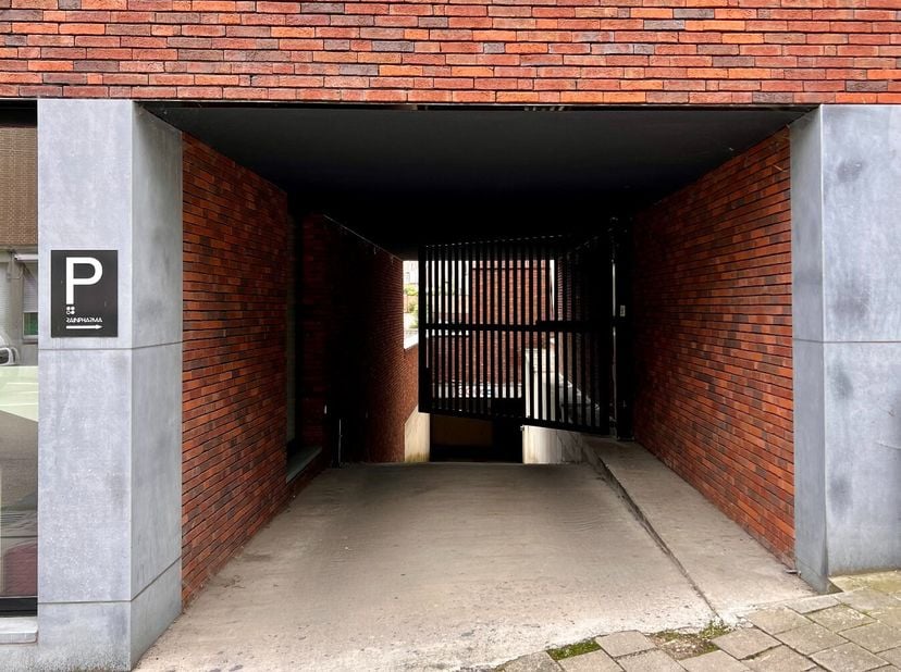 Garage à vendre
                    à 3000 Leuven