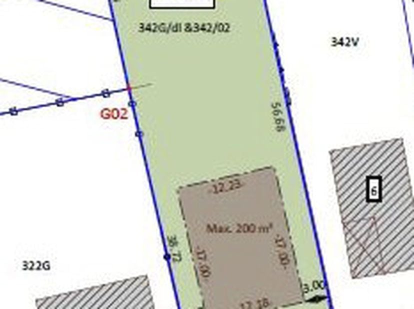 LOT 2 - RUSTIG GELEGEN BOUWGROND &lt;br /&gt;
 &lt;br /&gt;
Centraal gelegen.  &lt;br /&gt;
Voor open bebouwing.  &lt;br /&gt;
Totale oppervlakte van 1.071m².  &lt;br /&gt;
Wg, Gvg