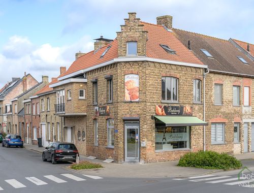                                         Hoekwoning te koop in Veurne, € 298.000
