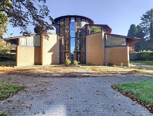                                         Immeuble de bureaux à vendre à Waterloo, € 1.350.000
