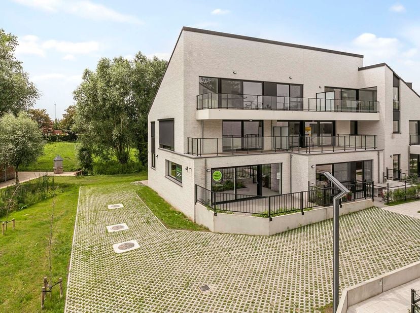 Appartement te koop
                    in 8830 Hooglede