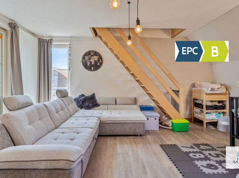 Prachtig, ruim (126m² !) en gunstig gelegen duplex-appartement (01), op de tweede verdieping met lift van Residentie &quot;De Kroon&quot; met aangenaam rustig t