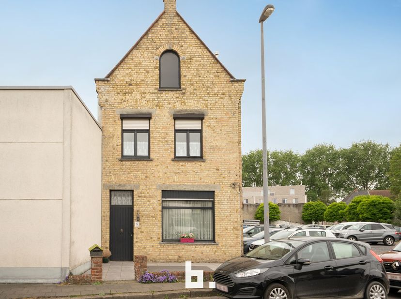 Maison à vendre
                    à 8000 Sint-Pieters