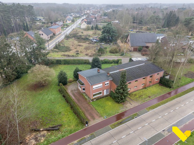 Terrain à vendre
                    à 2260 Westerlo