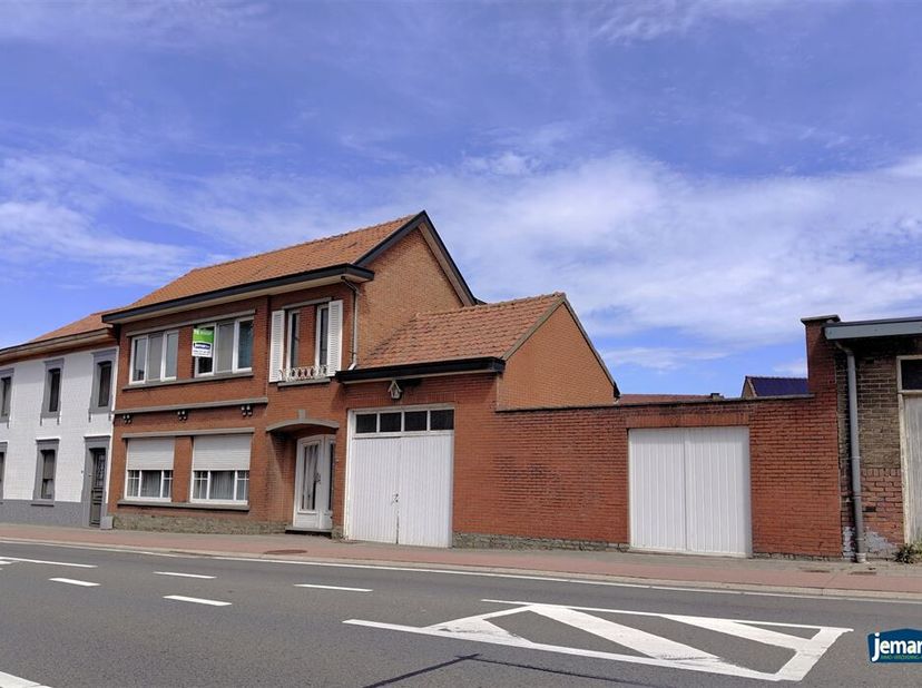 Maison à vendre
                    à 3740 Mopertingen