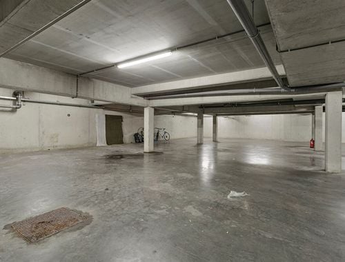                                         Place de stationnement à vendre à Zelzate, € 9.500

