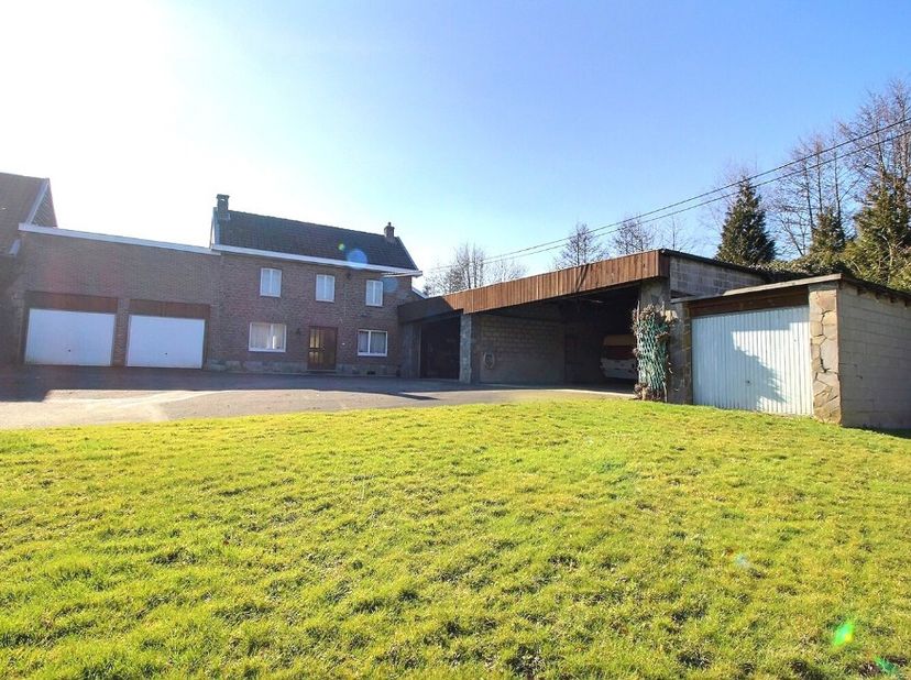 TEUVEN Gieveld, 37: Vous êtes à la recherche dun ensemble immobilier qui présente beaucoup de place de stockage et de rangement ? Nous avons le plaisi