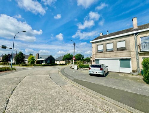                                         Maison à vendre à Ertvelde, € 200.000
