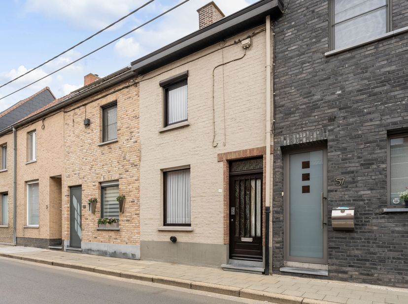 Te renoveren woning met tuin te koop in Bissegem!&lt;br /&gt;
Ben je op zoek naar een woning die je volledig naar eigen smaak kan renoveren? Dan is deze goe