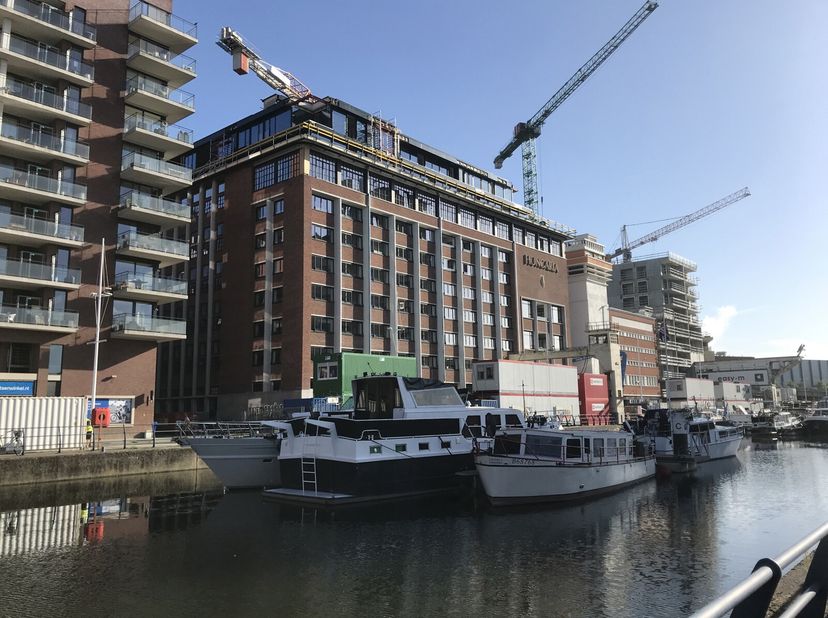 Appartement moderne à louer sur le site rénové du Vaartkom : Résidence I Love Hungaria sur la place de l&#039;Anglais dans le nouveau quartier de Louvain s