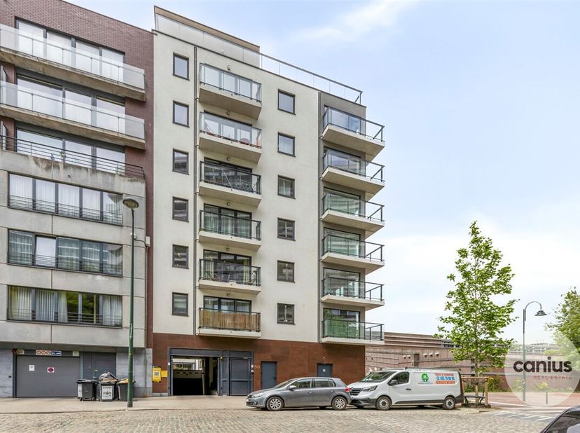 APP. AVEC 2 CHAMBRES, PARKING + RANGEMENT EN SOUS-SOL&lt;br /&gt;
La résidence Allée Verte est située sur le boulevard Hélihaven au numéro 50. Nous sommes à