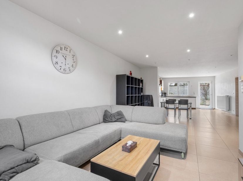 Bien intéressé ? L&#039;appartement NE PEUT PAS ETRE VISITÉ qu&#039;après avoir complété votre profil de location via le lien ci-dessous : https://mijnhuurprofi