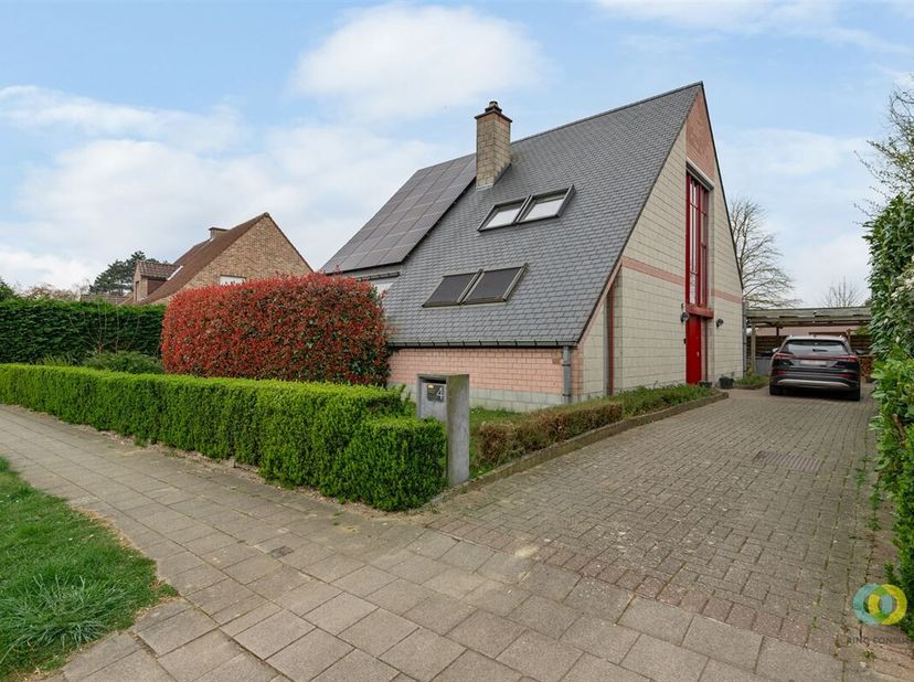 Dans un quartier calme et résidentiel sur le domaine &quot;3 Fonteinen&quot; à Vilvorde, vous trouverez cette villa indépendante, construite en 1992 sur un terr