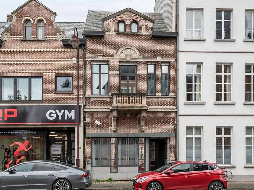 Bien professionnel à vendre
                    à 2570 Duffel