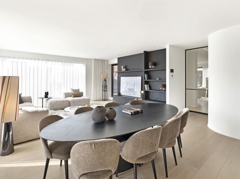 Découvrez Â C-residence Â : une vie de classe à Knokke. Cette petite résidence ne comprend que 9 appartements (résidentiels) et offre une finition sup