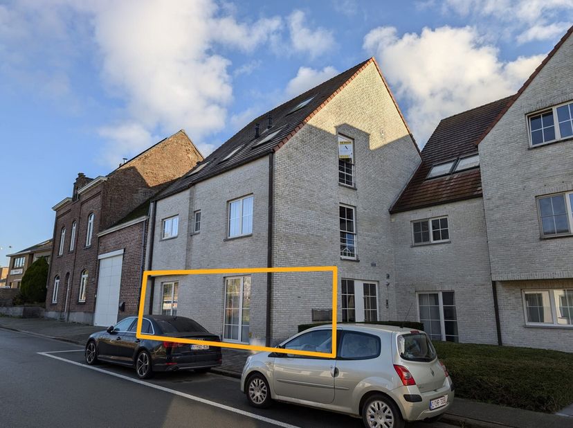 Appartement à louer
                    à 9420 Erpe