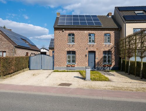                                         Maison de ville à vendre à Vliermaalroot, € 698.000
