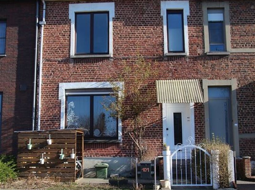 Dans le quartier calme de Matadi, à deux pas du centre de Louvain (10 minutes à vélo) et à distance de marche du Sportoase et de l&#039;Abbaye de &#039;t Park,