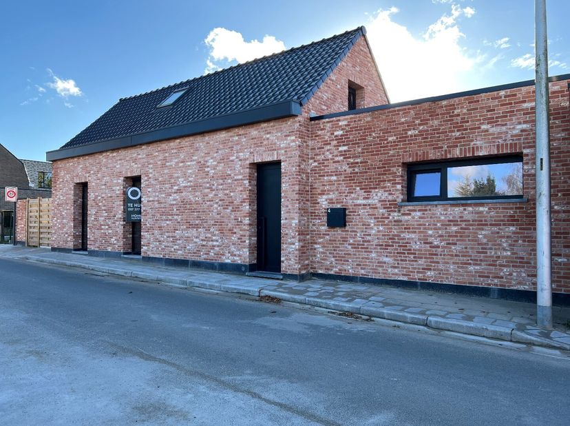 Maison à louer
                    à 8908 Vlamertinge
