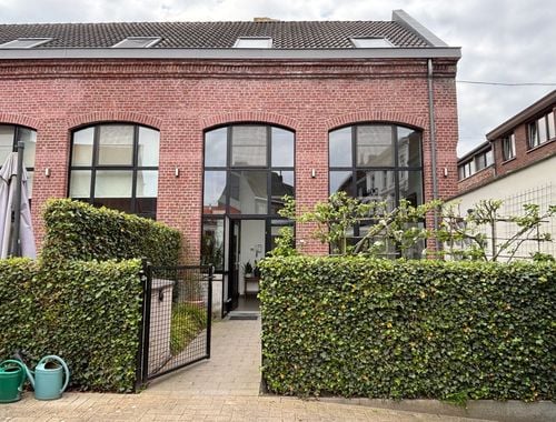                                         Maison à deux niveaux à vendre à Tongeren, € 290.000
