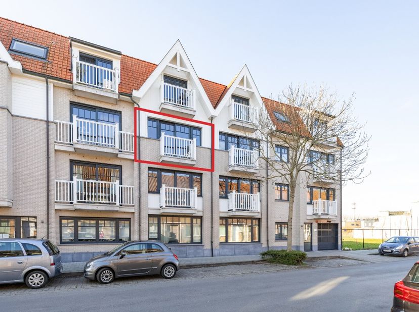 Zeebruges : Appartement 2 chambres prêt à emménager avec emplacement souterrain à vendre. Vous recherchez un appartement prêt à emménager sur la côte