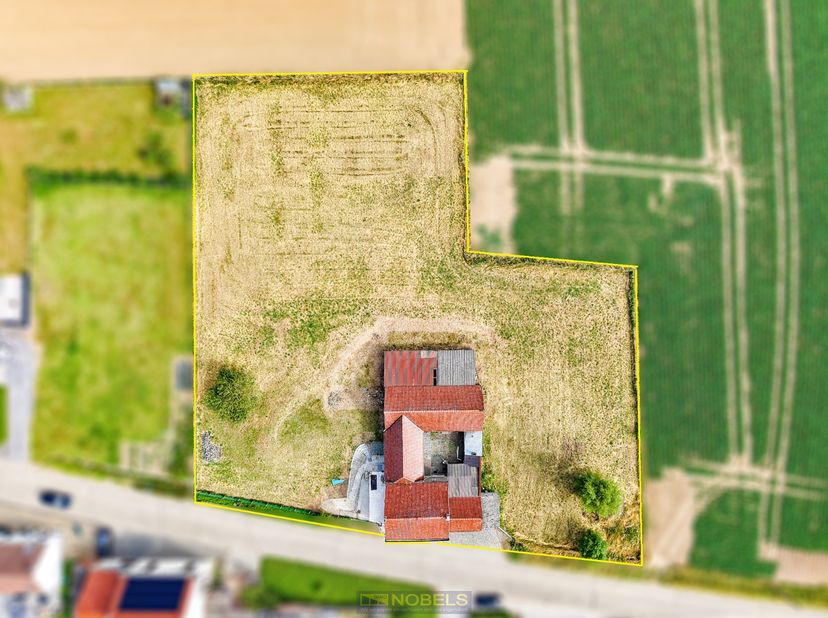 Terrain à vendre
                    à 9570 Deftinge