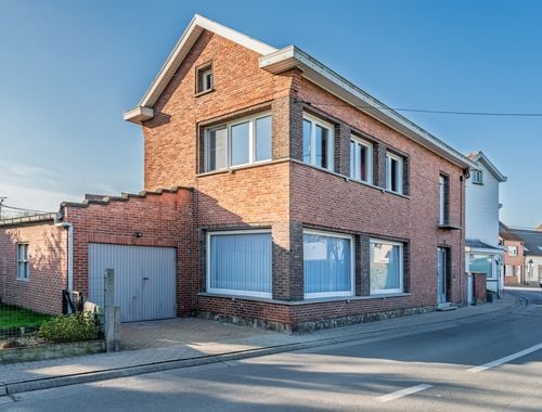                                         Woning te koop in Buggenhout, € 279.000
