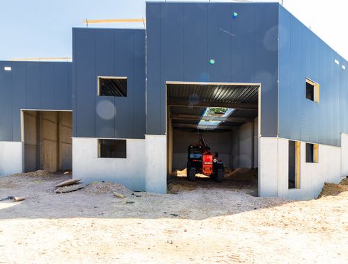                                         Bedrijfsgebouw te huur in Wavre, € 2.400

