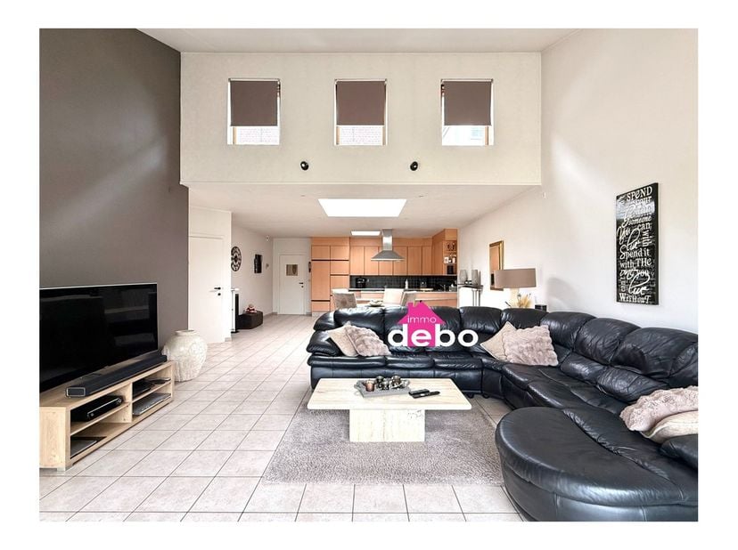 Uniek pand op een commerciële ligging te Wevelgem&lt;br /&gt;
&lt;br /&gt;
Ontdek deze unieke opportuniteit: een instapklare woning op een uitstekende commerciële