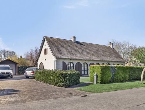                                         Maison à vendre à Zulte, € 375.000
