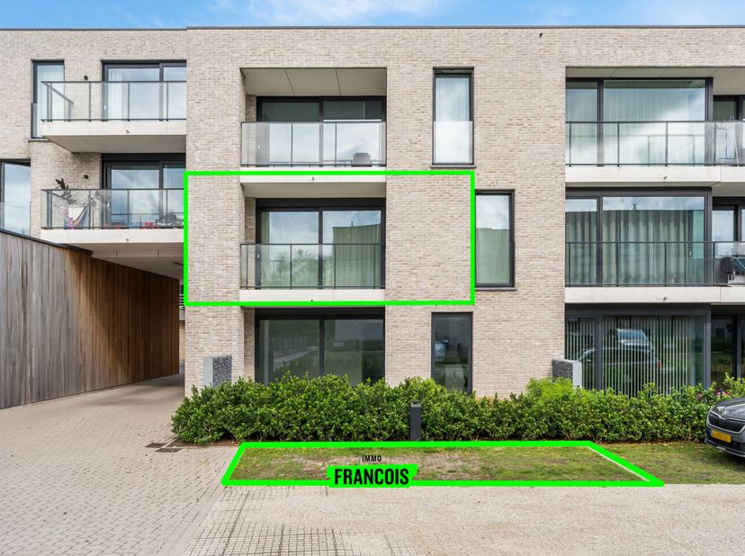 Dans le charmant Westrozebeke, une section de la commune de Staden, se trouve cet appartement neuf dans la Résidence &quot;het Brouwershof&quot;, là où se situa