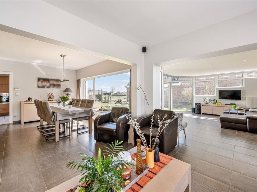 Maison à vendre
                    à 9270 Laarne