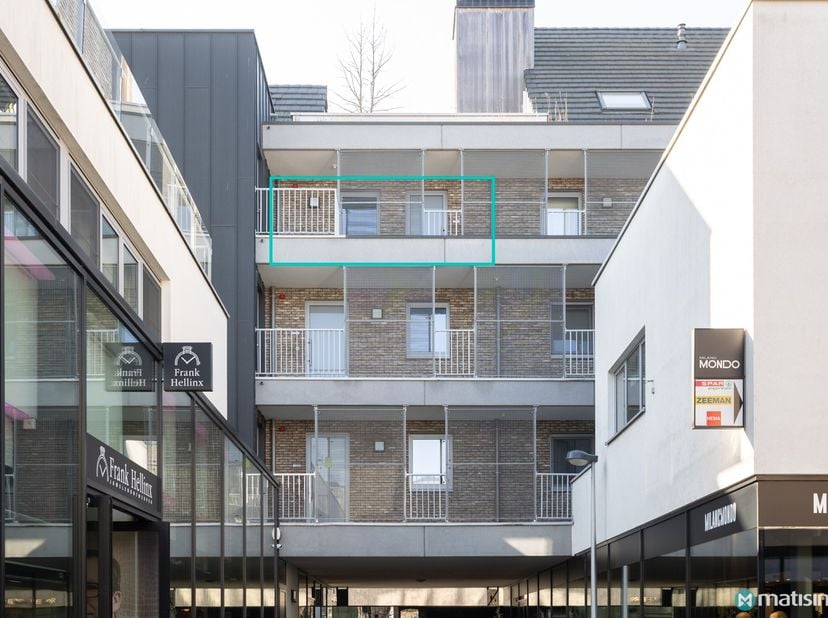 INSTAPKLAAR APPARTEMENT MET TWEE SLAAPKAMERS IN HET CENTRUM VAN BILZEN&lt;br /&gt;
&lt;br /&gt;
Dit instapklaar appartement vinden we terug in De Commanderie 12 b