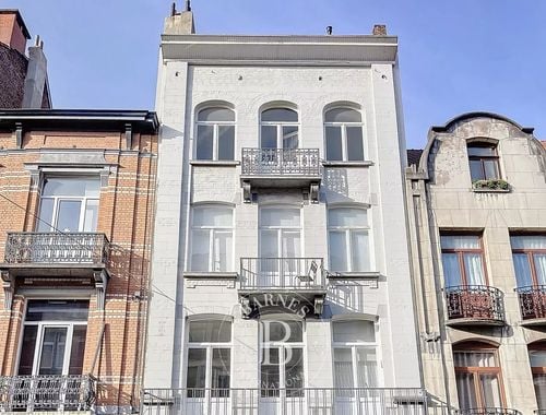                                         Commercieel Gebouw te koop in Ukkel, € 1.890.000
