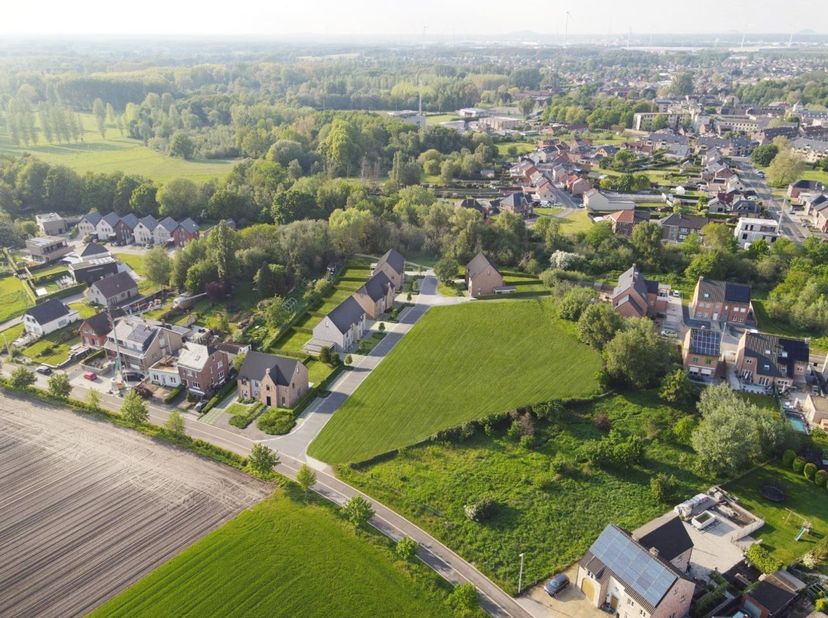 Terrain à vendre
                    à 3740 Bilzen