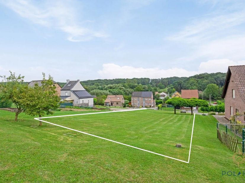 Beau terrain à bâtir à Huldenberg, d&#039;une superficie de 7 ares 62 centiares et avec une vue fantastique sur la réserve naturelle à l&#039;arrière ! Ce terra