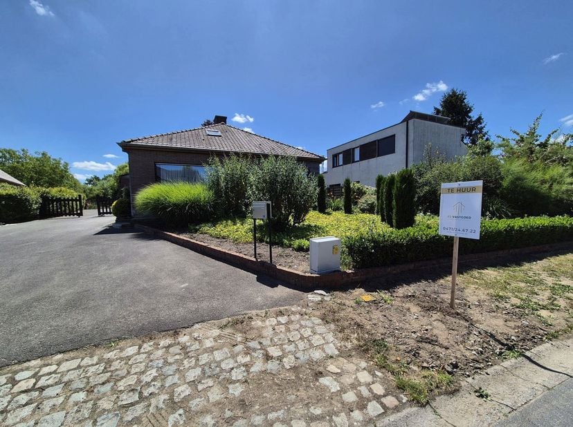 Maison à louer
                    à 9880 Aalter